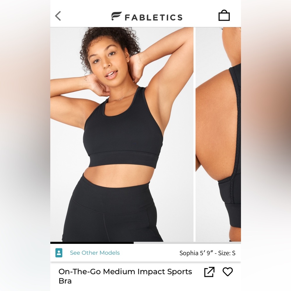Fabletics Medium Support Sports Bra in Black